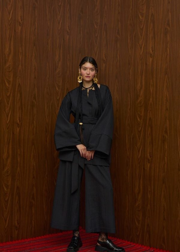 ACHELOOS PANTS (BLACK PLISSE)