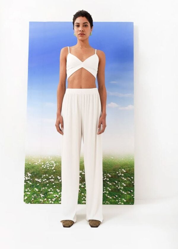 TANNED BRA WHITE